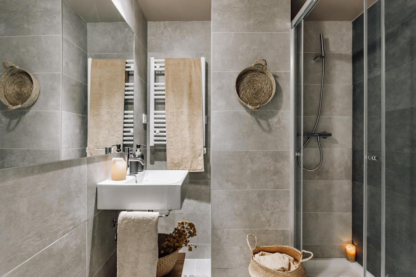 Encina - 2 Bedrooms In Eixample Esquerra Barcelona