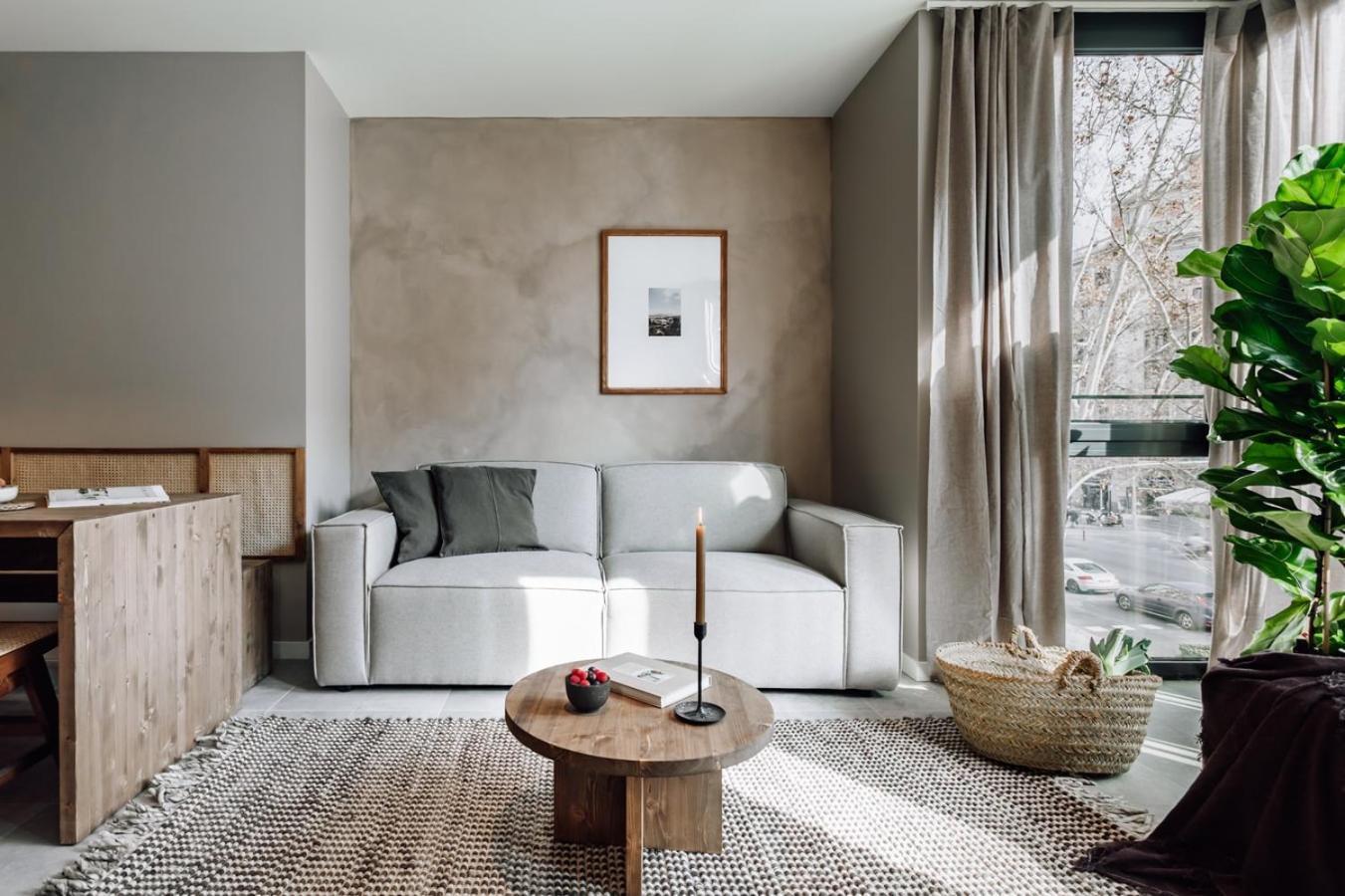 Encina - 2 Bedrooms In Eixample Esquerra Apartment *